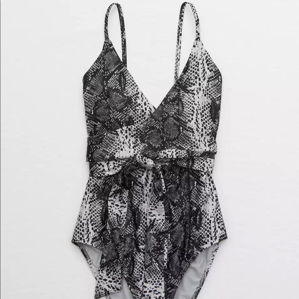 Aerie wrap one piece. Snake skin pattern. Size large. Never been worn.